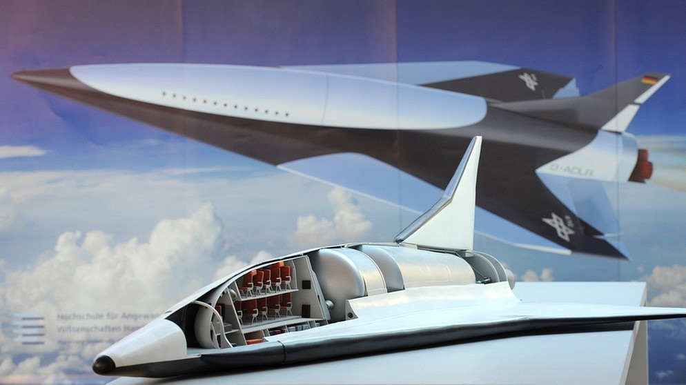 Der Spaceliner ist eine Zukunftsvision. Die Strecke Deutschland - Los Angeles soll er in gerade mal einer Stunde schaffen. | Bildquelle: BR/Deutsches Zentrum für Luft- und Raumfahrt e. V. (DLR)