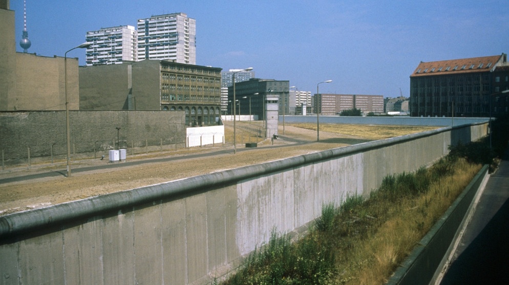 Berliner Mauer | Bildquelle: picture-alliance/dpa