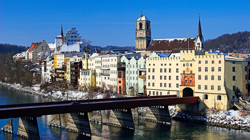 Wasserburg am Inn: Innbrücke | Bildquelle: picture alliance/imageBROKER/Straesser, H.