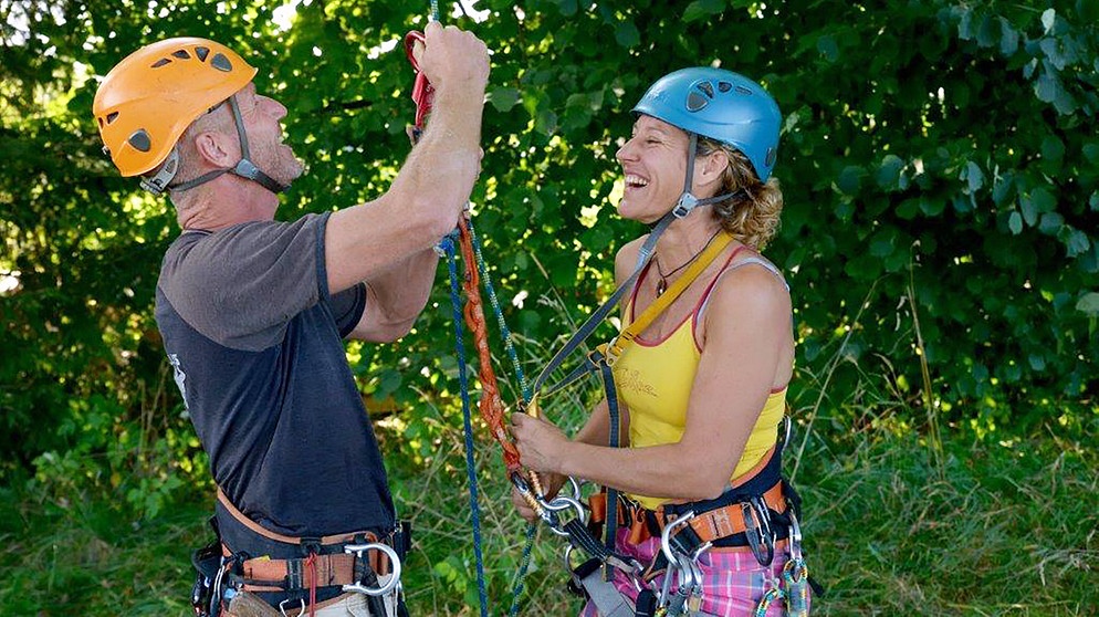 Paloma Ziegelmeier und Tobias Baab sind seit Jahren ein eingespieltes Team. | Bildquelle: BR