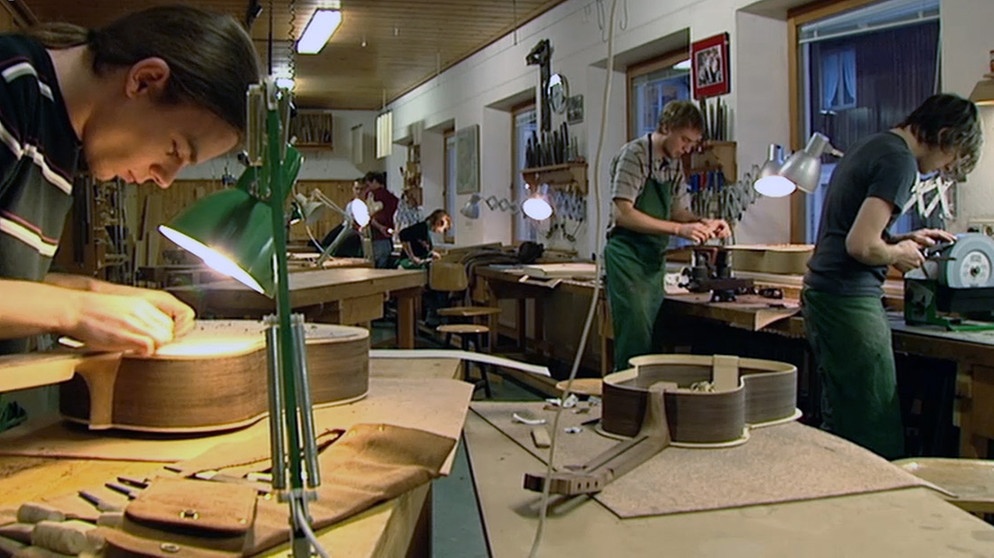 Zupfinstrumentenmacher | Bildquelle: BR
